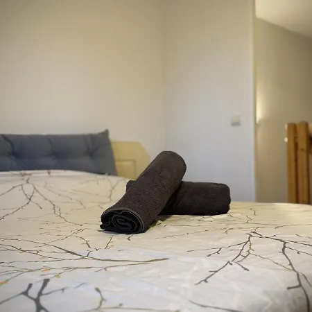 A Calvisson, Piscine Chauffee Villa *