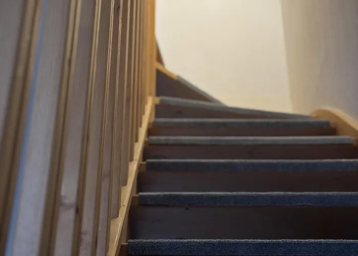 A Calvisson, Piscine Chauffee Villa